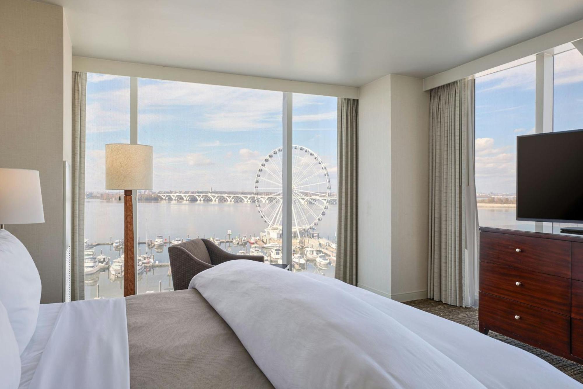 The Westin Washington National Harbor Hotel Екстериор снимка